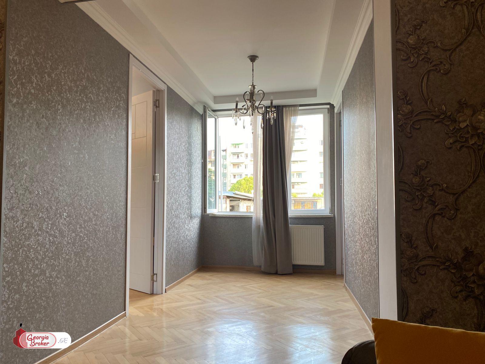 nearly repaired 4-room apartment for sale